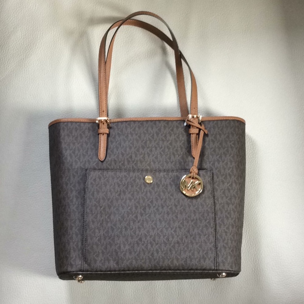 NWT Soldout Michael Kors Snap Pocket Tote